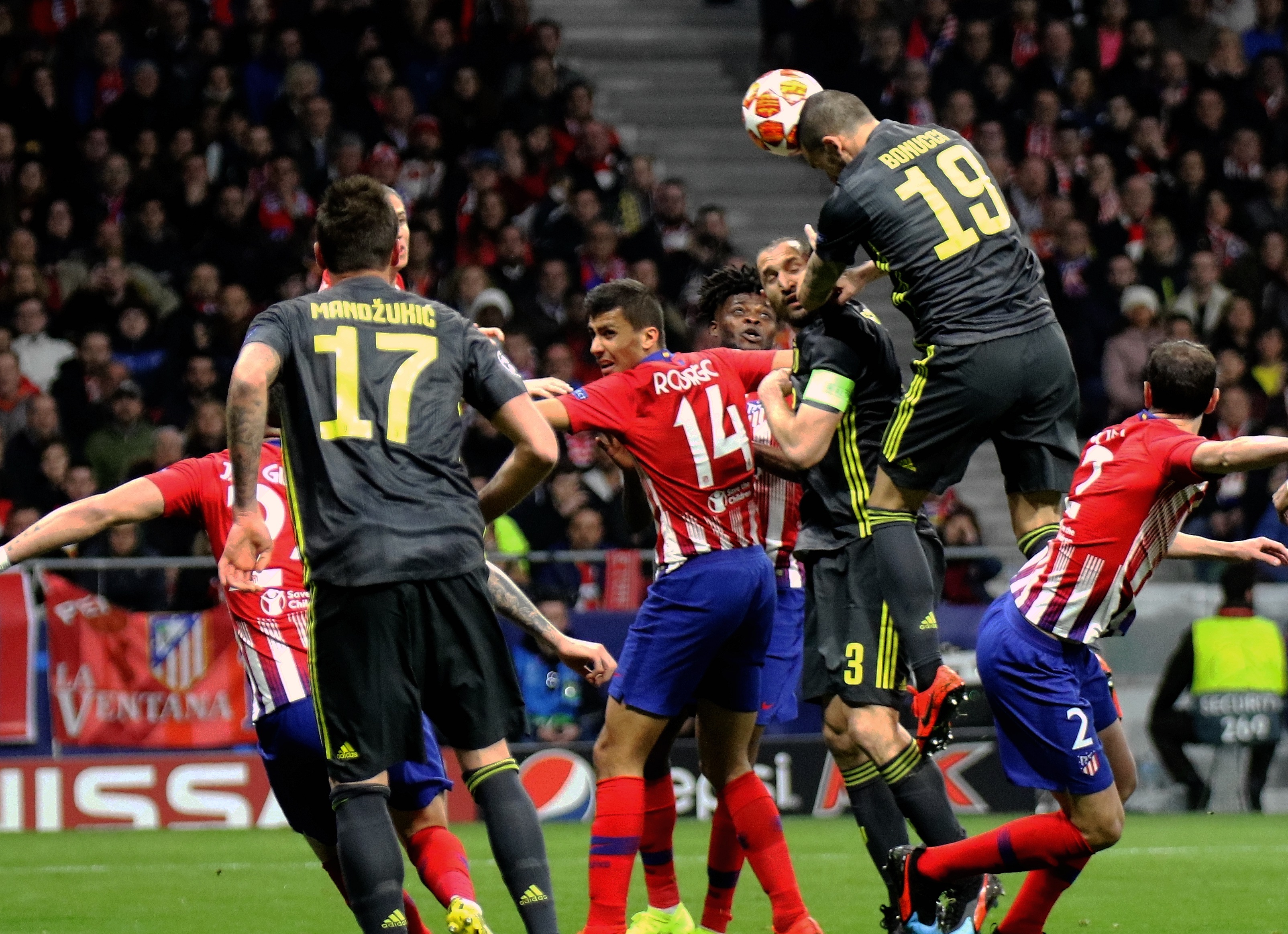 人扇形合围 人扇形合围